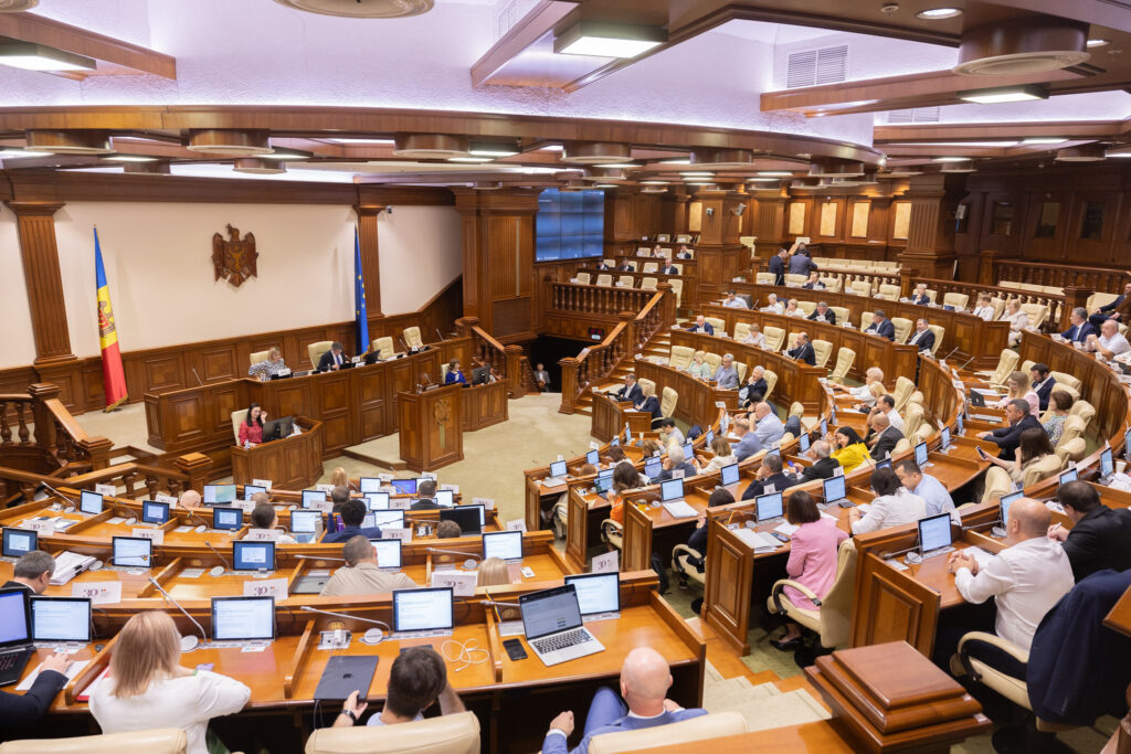 53880068653 1909cd4c3b k