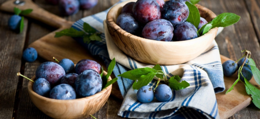 beneficiile consumului de prune