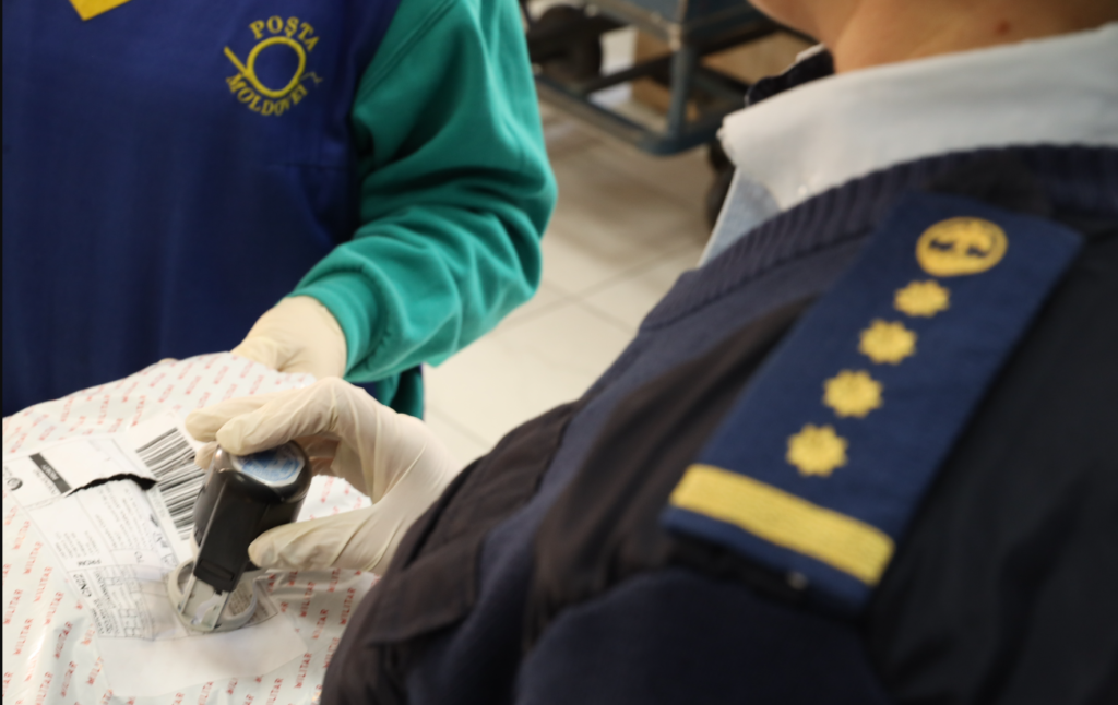 regulile si conditiile trimiterilor postale