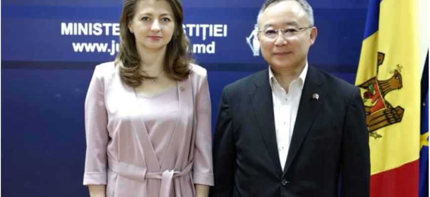 veronica mihailov moraru cu yoichiro giro yamada