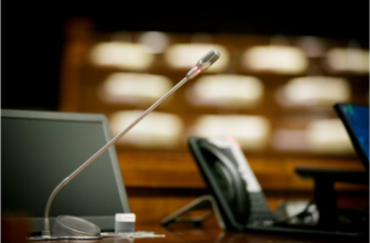 petitii in parlament