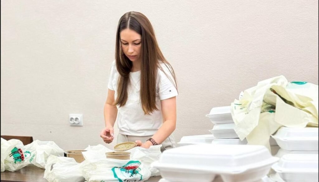 500 de prânzuri calde au ajuns în casele categoriilor vulnerabile din sectorul Centru