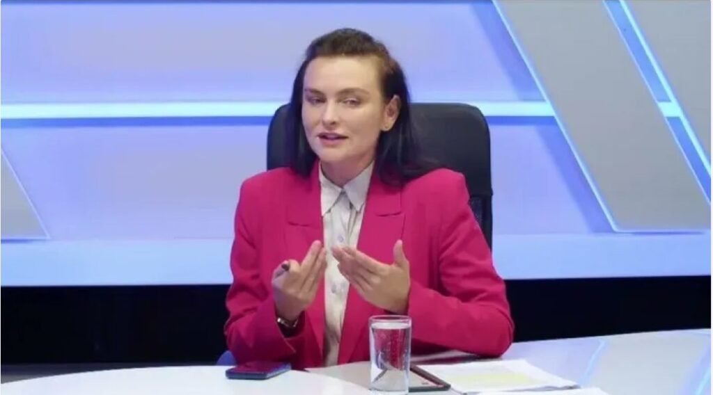 VIDEO// Victoria Furtună: „Cancelarul Germaniei tot este omul Kremlinului?!” 1 VIDEO// Victoria Furtună: „Cancelarul Germaniei tot este omul Kremlinului?!”