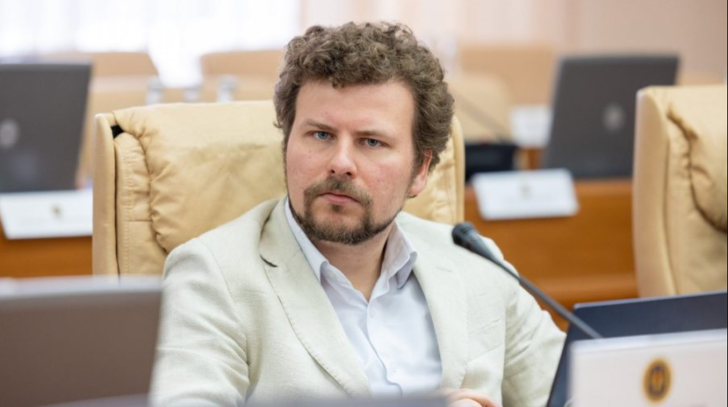 Dan Perciun, reacție la cazul de corupție de la liceul „Gheorghe Asachi”: „Fără sancțiuni reale, schimbările profunde vor întârzia să apară” 1 dan perciun