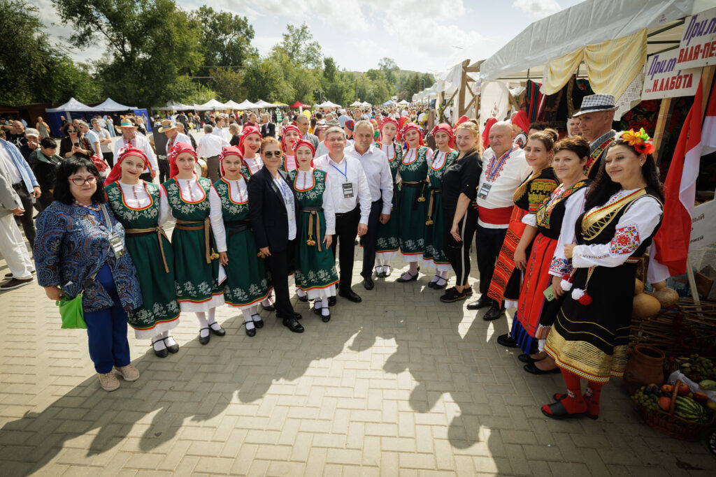 Diversitatea culturală, celebrată la Taraclia. Igor Grosu: "Obiectivul este să oferim bunăstare tuturor cetățenilor Republicii Moldova, indiferent de comunitatea etnică din care fac parte" 1 diversitatea culturala
