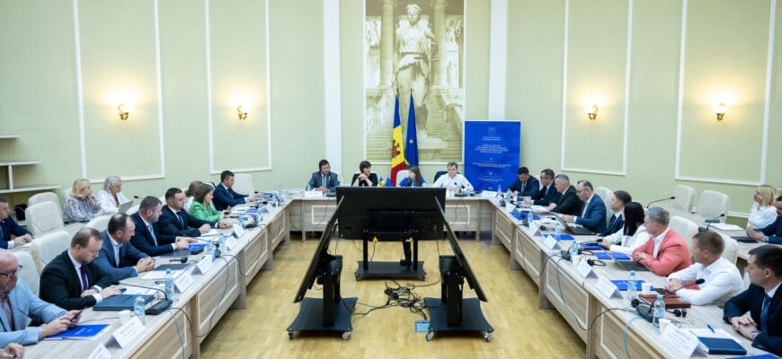 dorin recean la sedinta platformei anticoruptie