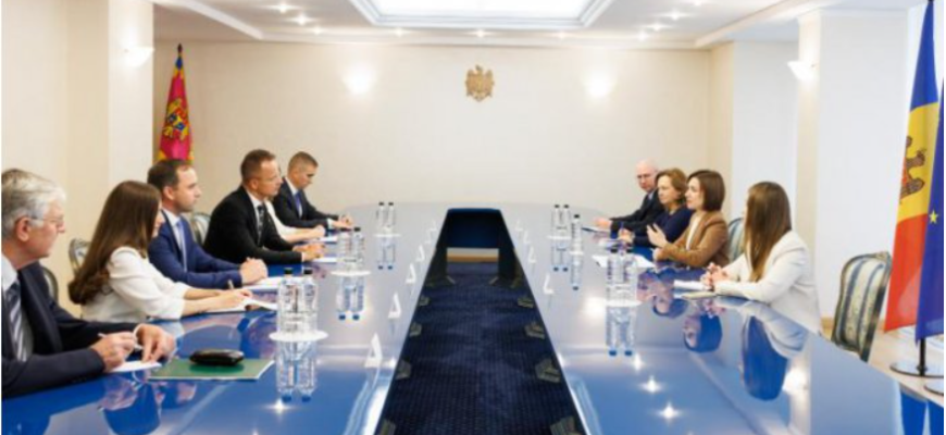 maia sandu cu ministrul de externe al ungariei