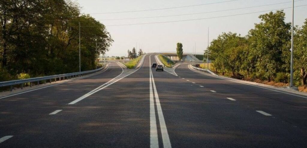 Administraţia de Stat a Drumurilor: „Vom continua să dezvoltăm o rețea rutieră de calitate și un sistem de transport modern” 1 Administraţia de Stat a Drumurilor: „Vom continua să dezvoltăm o rețea rutieră de calitate și un sistem de transport modern”