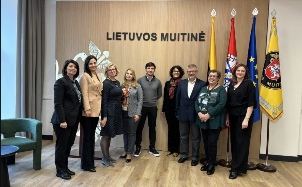 Delegația Serviciului Vamal al Republicii Moldova a efectuat o vizită de studiu în Lituania 1 Delegația Serviciului Vamal al Republicii Moldova a efectuat o vizită de studiu în Lituania