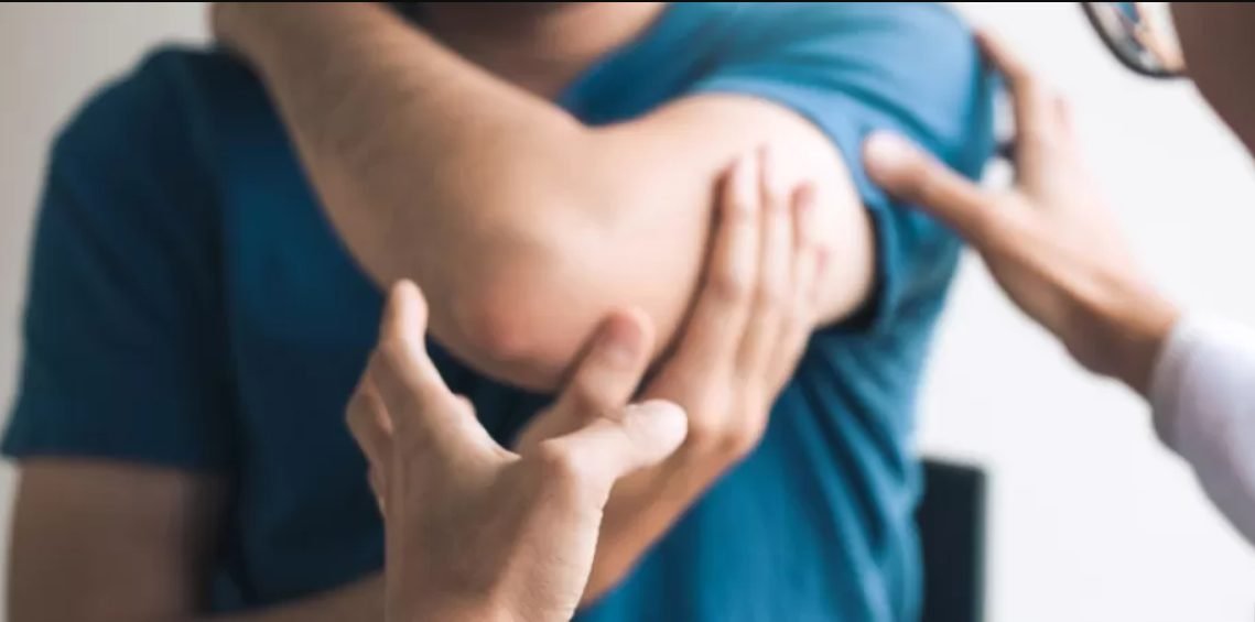 Cauze, tratament și prevenire pentru durerea de brațe. La care simptome solicităm ajutor medical de urgență