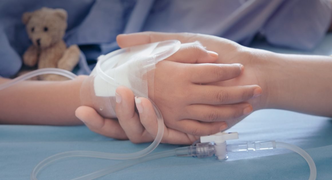 Medicii bat alarma! Numai în ultimele săptămâni, 10 copii au fost internați la Institutul Mamei și Copilului cu intoxicații cu ciuperci