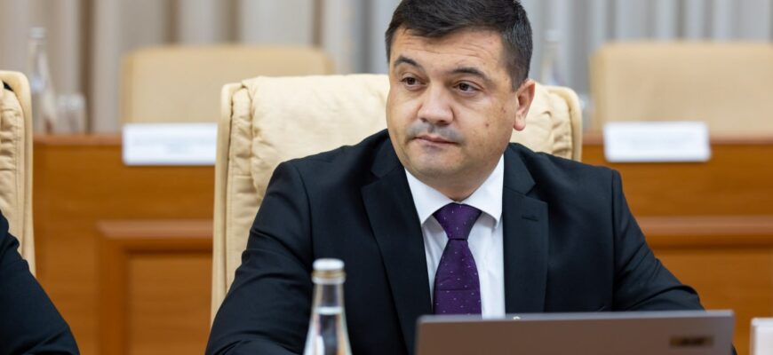 mesaj pe telefonul mobil