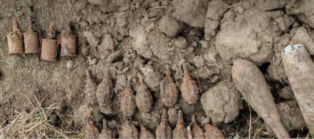 Circa 40 de obiecte explozive, inclusiv o bombă și un proiectil, au fost neutralizate de geniști în luna septembrie 1 Circa 40 de obiecte explozive, inclusiv o bombă și un proiectil, au fost neutralizate de geniști în luna septembrie