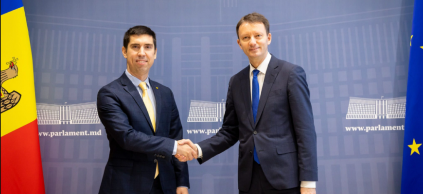 siegfried muresan cu mihail popsoi png