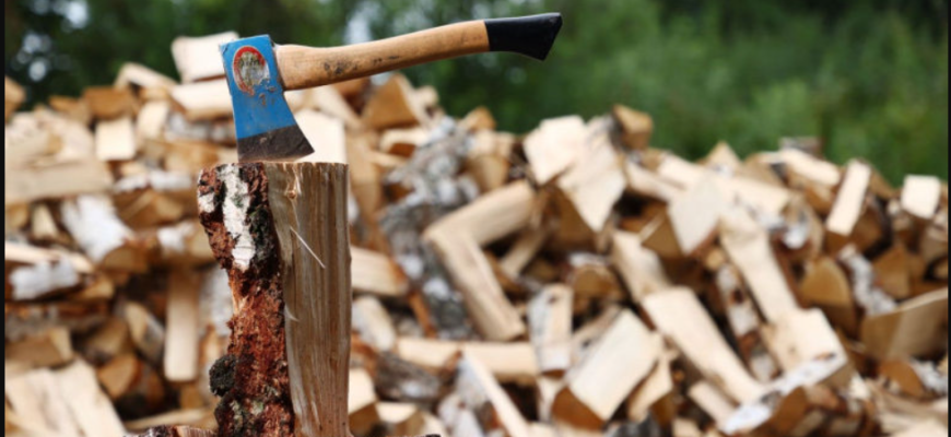 suficiente stocuri de lemne
