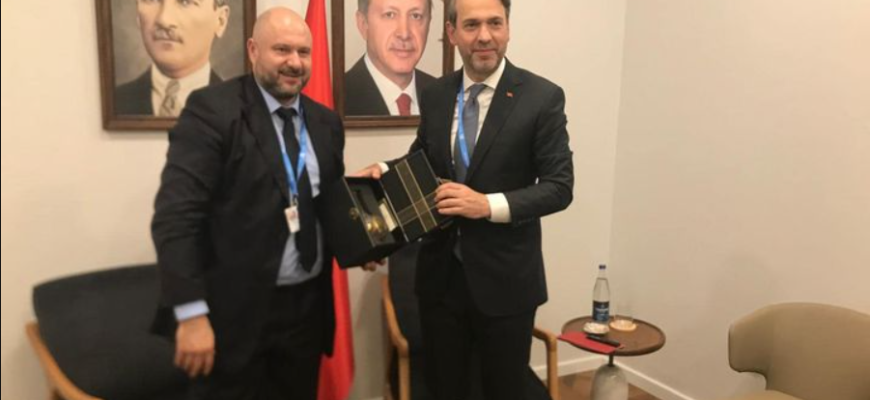 victor parlicov cu omologul sau din turcia