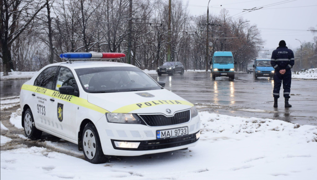 În zilele de odihnă, polițiștii de patrulare au documentat peste 3 000 de încălcări în traficul rutier 1 politia rutiera