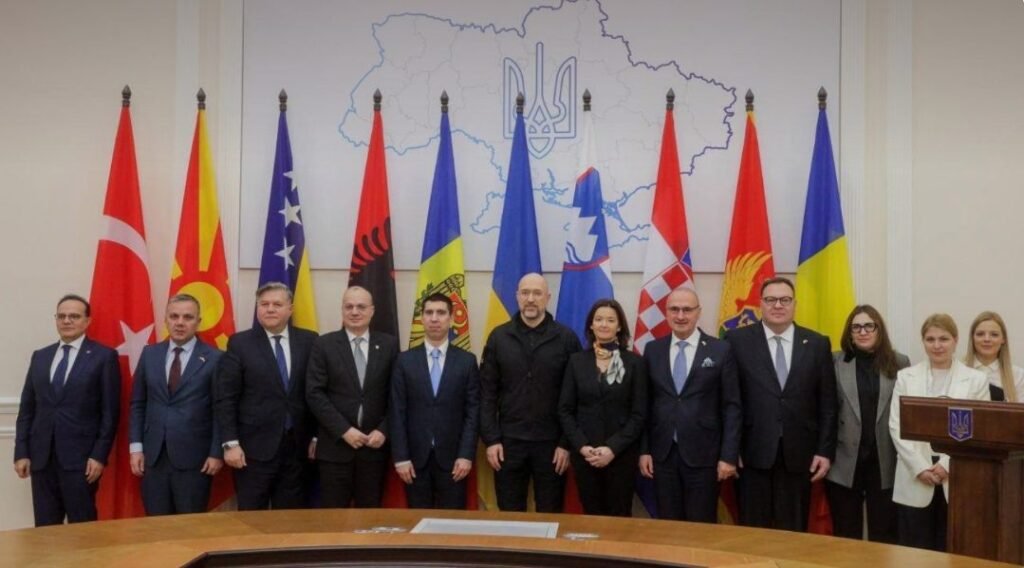 Mihai Popșoi, în dialog cu liderii Ucrainei la Summitul de la Kiev