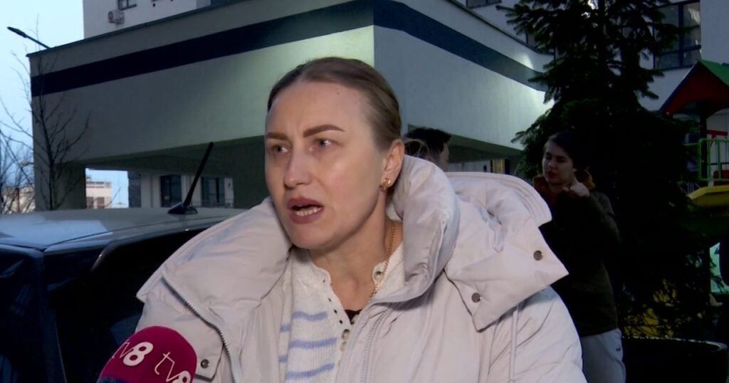 VIDEO// Haos într-un complex rezidențial din Chișinău: Locatarii, lăsați fără curent pe fondul unor dispute cu administrația