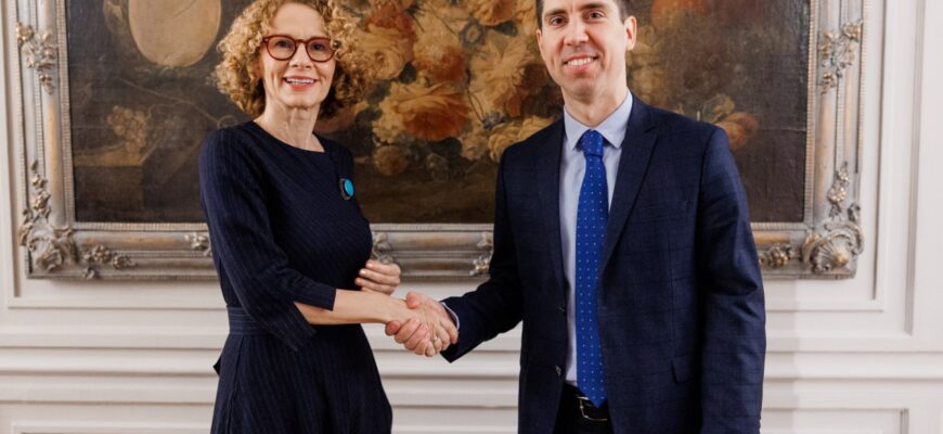 mihail popsoi cu secretarul general adjunct nato