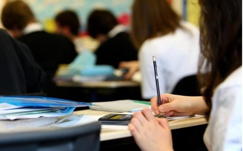 În 283 de școli din țară a început testarea materialelor de examen