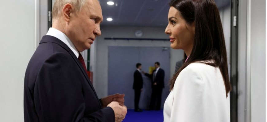 cere implicarea lui putin