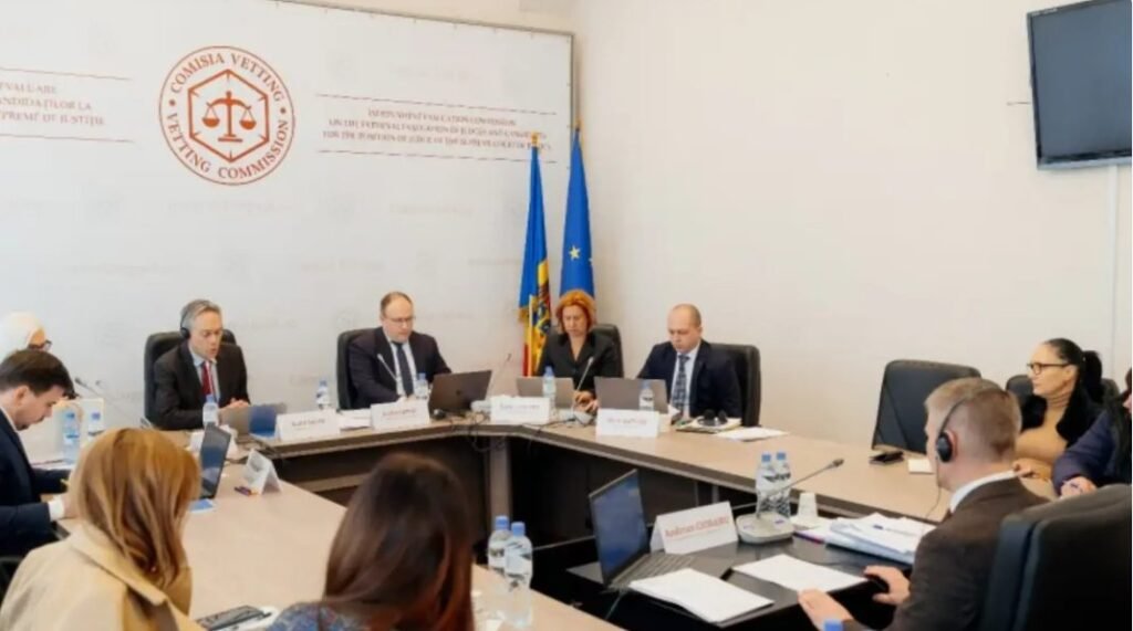 Membrii comisiilor de evaluare a judecătorilor și procurorilor vor primi salarii de 110 mii de lei lunar