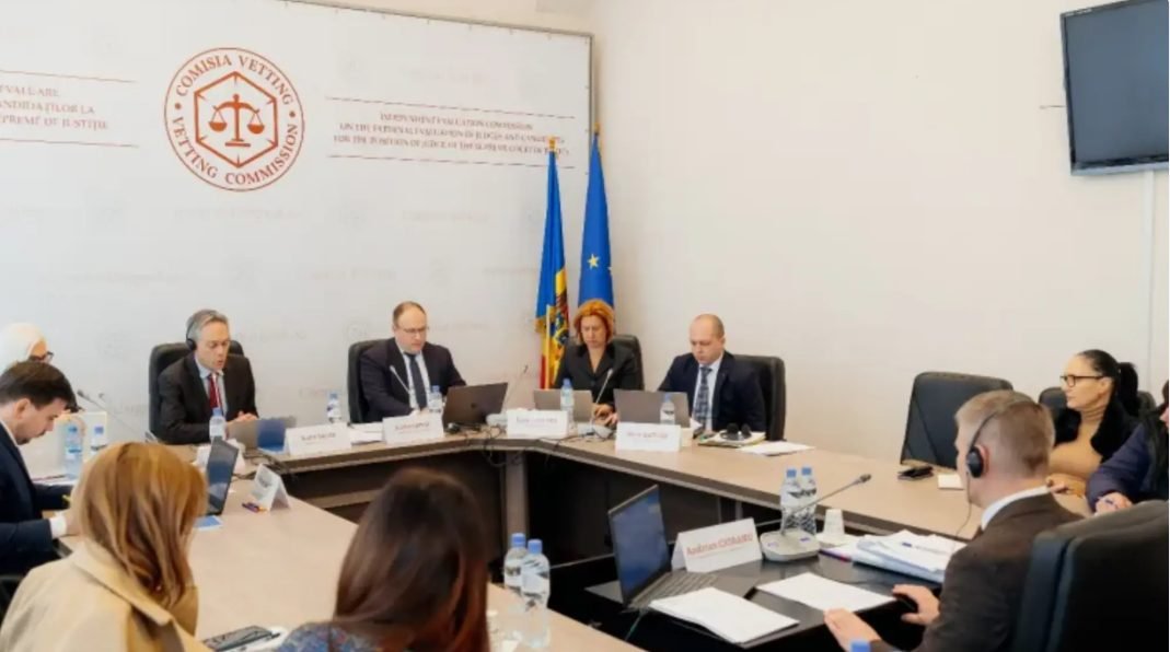 Membrii comisiilor de evaluare a judecătorilor și procurorilor vor primi salarii de 110 mii de lei lunar