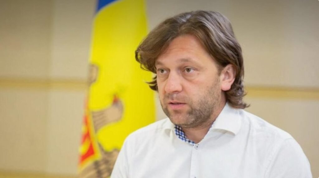 Dumitru Alaiba și-a anunțat demisia din funcția de ministru al Economiei și Digitalizării 1 Dumitru Alaiba și-a anunțat demisia din funcția de ministru al Economiei și Digitalizării