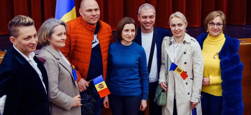 la paris cu moldovenii