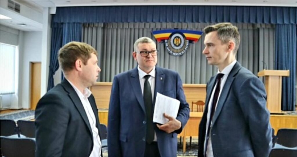 Procurorul-șef interimar al Procuraturii Anticorupție, Marcel Dumbravan, a fost prezentat colectivului