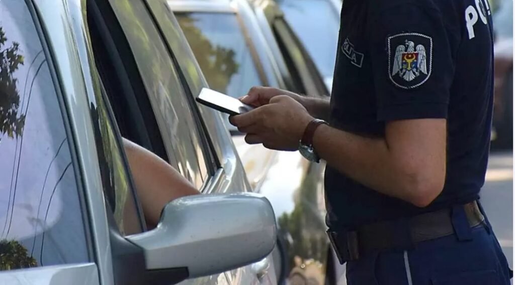Începând de astăzi, procesele verbale vor fi întocmite în format electronic de polițiști