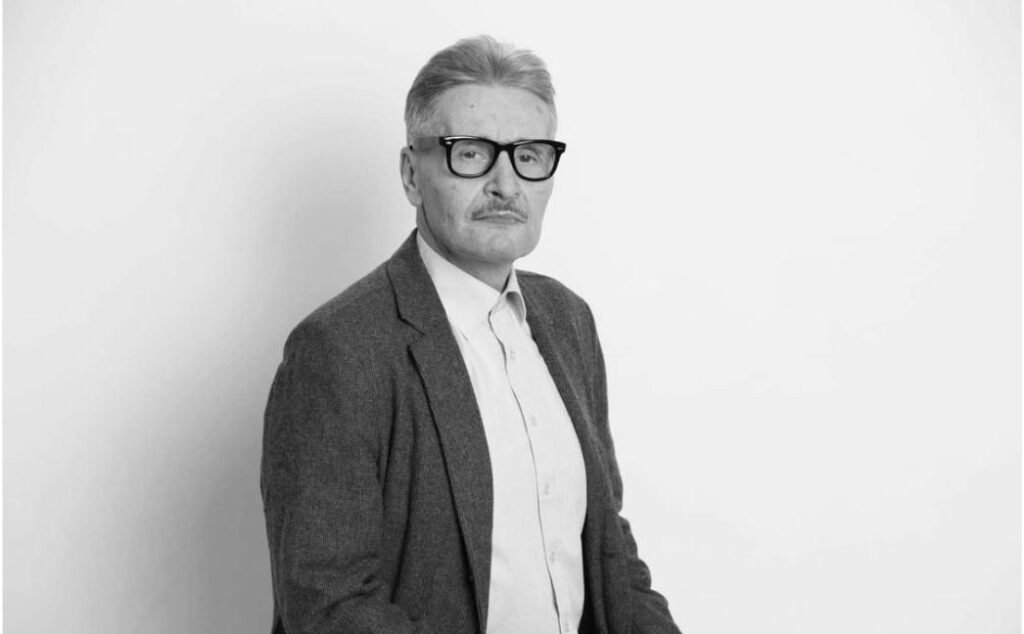 Traducătorul ședințelor legislativului a decedat; Iurie Zubcu a dedicat Parlamentului RM peste trei decenii de viață 1 Traducătorul ședințelor legislativului a decedat; Iurie Zubcu a dedicat Parlamentului RM peste trei decenii de viață