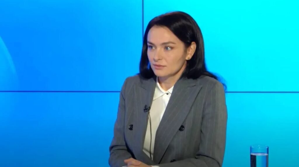 VIDEO// Victoria Furtună critică celebrarea Unirii din 1918: “Sărbătoriți ziua în care Armata Română a tras în moldoveni?” 1 VIDEO// Victoria Furtună critică celebrarea Unirii din 1918: “Sărbătoriți ziua în care Armata Română a tras în moldoveni?”