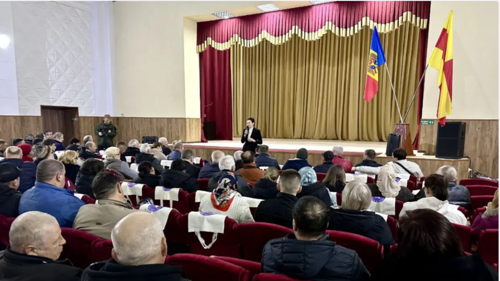 victoria furtuna in dialog cu cetatenii