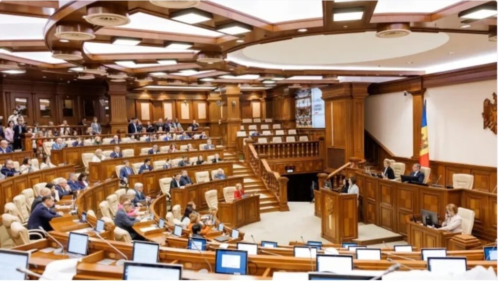 VIDEO// Maia Sandu a prezentat în Parlament viziunea sa despre starea națiunii 1 VIDEO// Maia Sandu a prezentat în Parlament viziunea sa despre starea națiunii