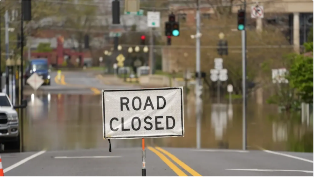 furtuni severe si inundatii catastrofale