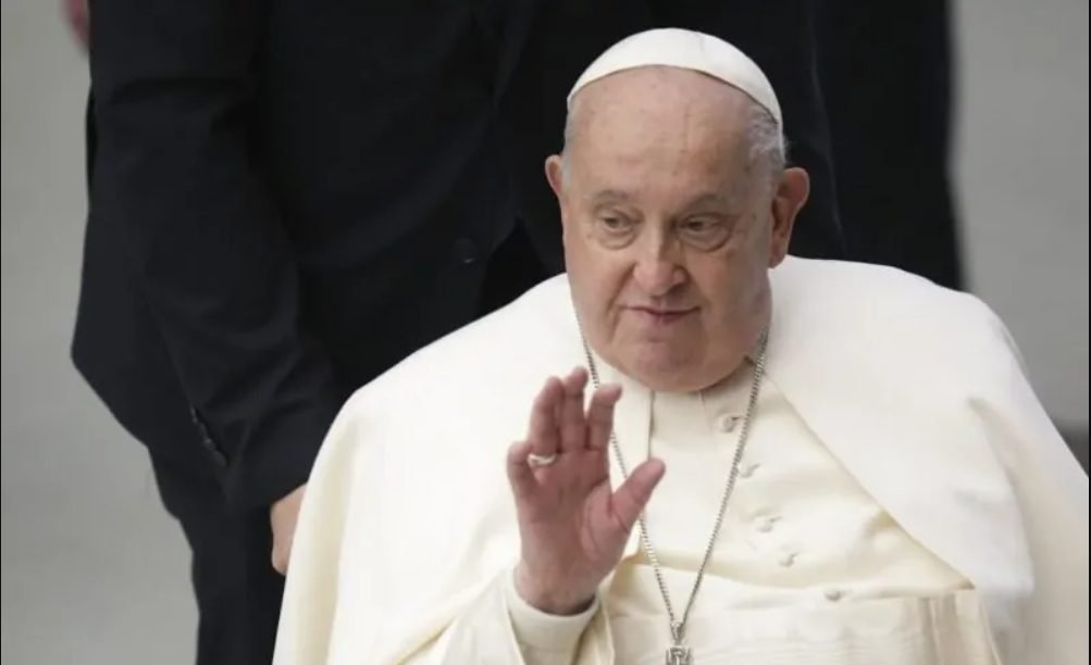 Joi seara, la ora 18:00, la Chișinău va fi oficiată o liturghie în memoria Papei Francisc