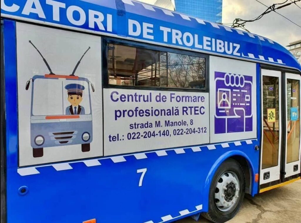 Vrei să fii șofer de troleibuz? Regia Transport Electric anunță formarea noilor grupe pentru viitorii conducători