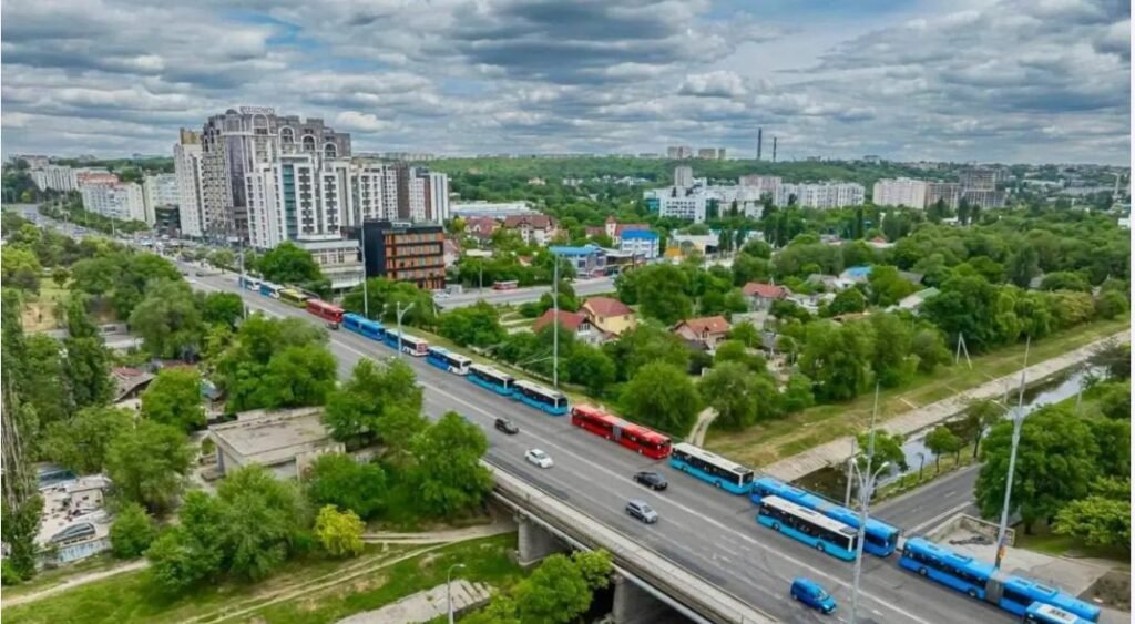 Primăria Chișinău anunță transport public gratuit și în regim special de Paștele Blajinilor 1 Primăria Chișinău anunță transport public gratuit și în regim special de Paștele Blajinilor