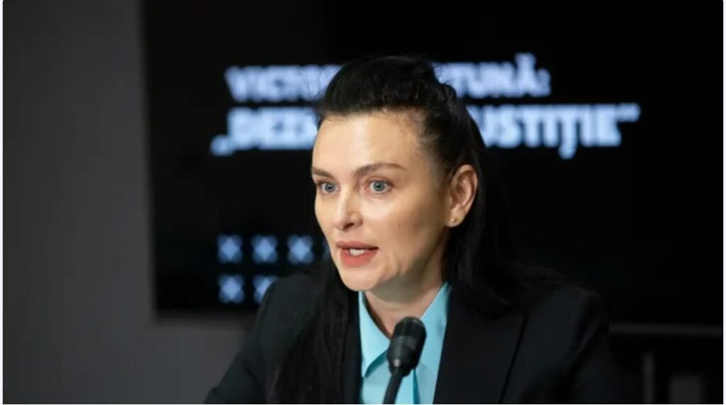VIDEO// Victoria Furtună anunță că datorită formațiunii “Moldova Mare” gimnaziul din Dolna nu va fi închis: „Nu distrugeți viitorul copiilor noștri!”