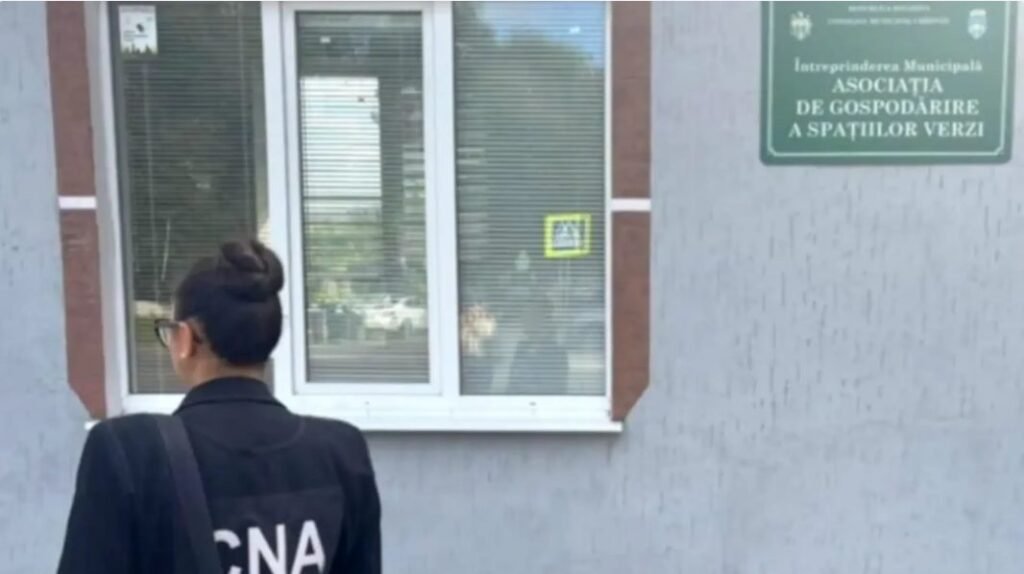 Un ex-director al „Asociației de Gospodărire a Spațiilor Verzi”, cercetat de CNA pentru abuz de serviciu, soldat cu prejudicii în proporții considerabile