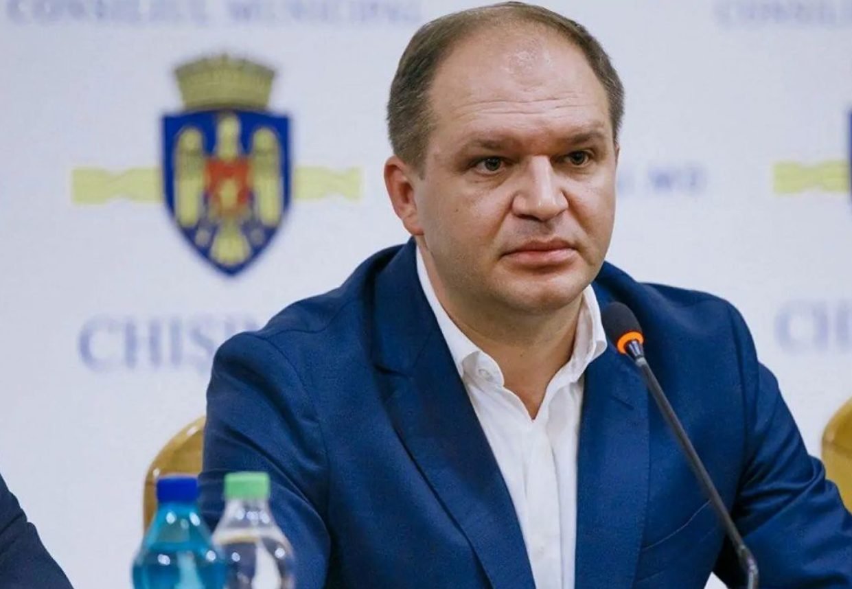 OPINII// Ion Ceban: "Sunt împotriva oricăror manifestații și activități care au ca scop propaganda LGBT"