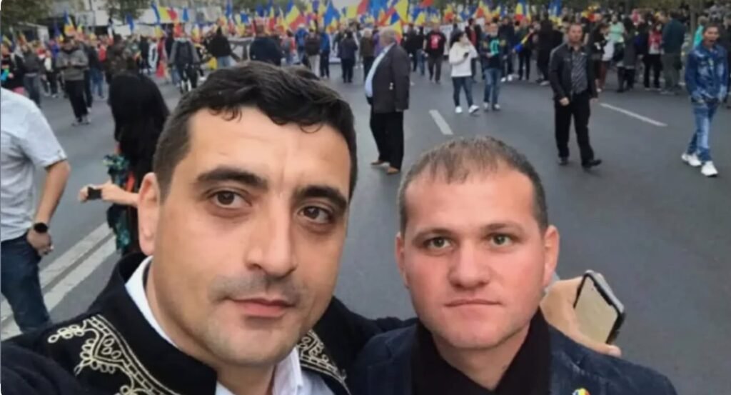 Valeriu Munteanu, deputat român: „Cad măștile la Chișinău – George Simion persecutat politic pentru unionism” 1 Valeriu Munteanu, deputat român: „Cad măștile la Chișinău – George Simion persecutat politic pentru unionism”
