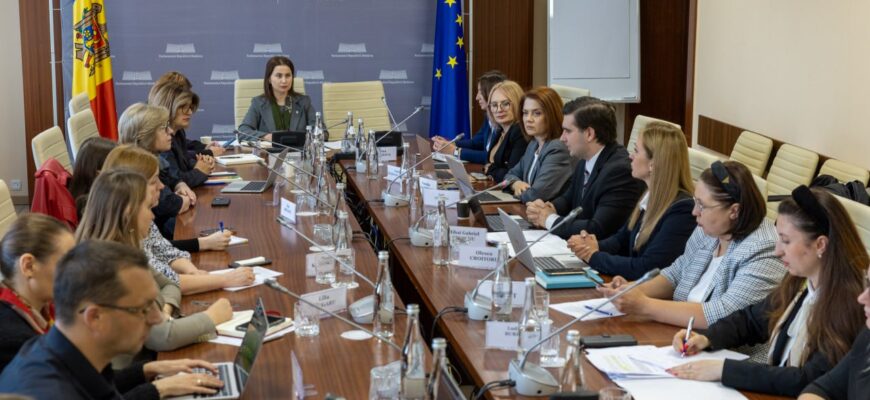 vizeaza egalitatea salariala