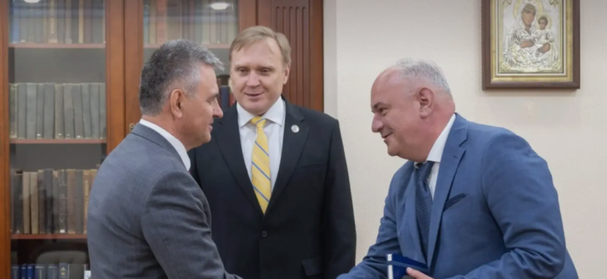 krasnoselski s a intalnit cu ambasadorul ucrainei in republica moldova