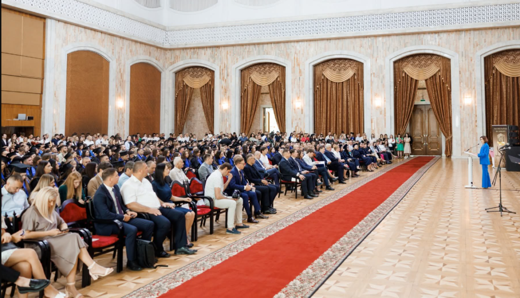 maia sandu la ceremonia de absolvire