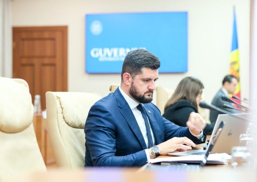 Moldova negociază un credit de 143,5 milioane euro cu BEI pentru modernizarea sistemului de termoficare din Chișinău 1 Moldova negociază un credit de 143,5 milioane euro cu BEI pentru modernizarea sistemului de termoficare din Chișinău