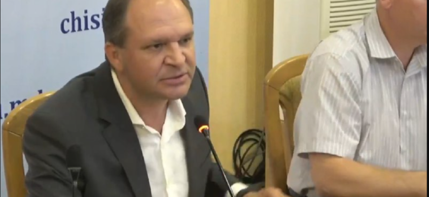 primar si consilierii pas