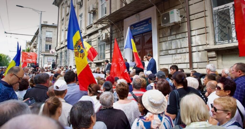 Partidul Socialiștilor a organizat astăzi un protest în fața CEC împotriva manipulării procesului electoral și imixtiunilor externe